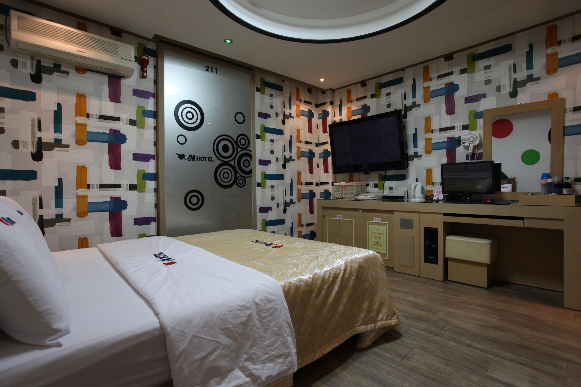 M Motel Songtan Pyeongtaek Bagian luar foto