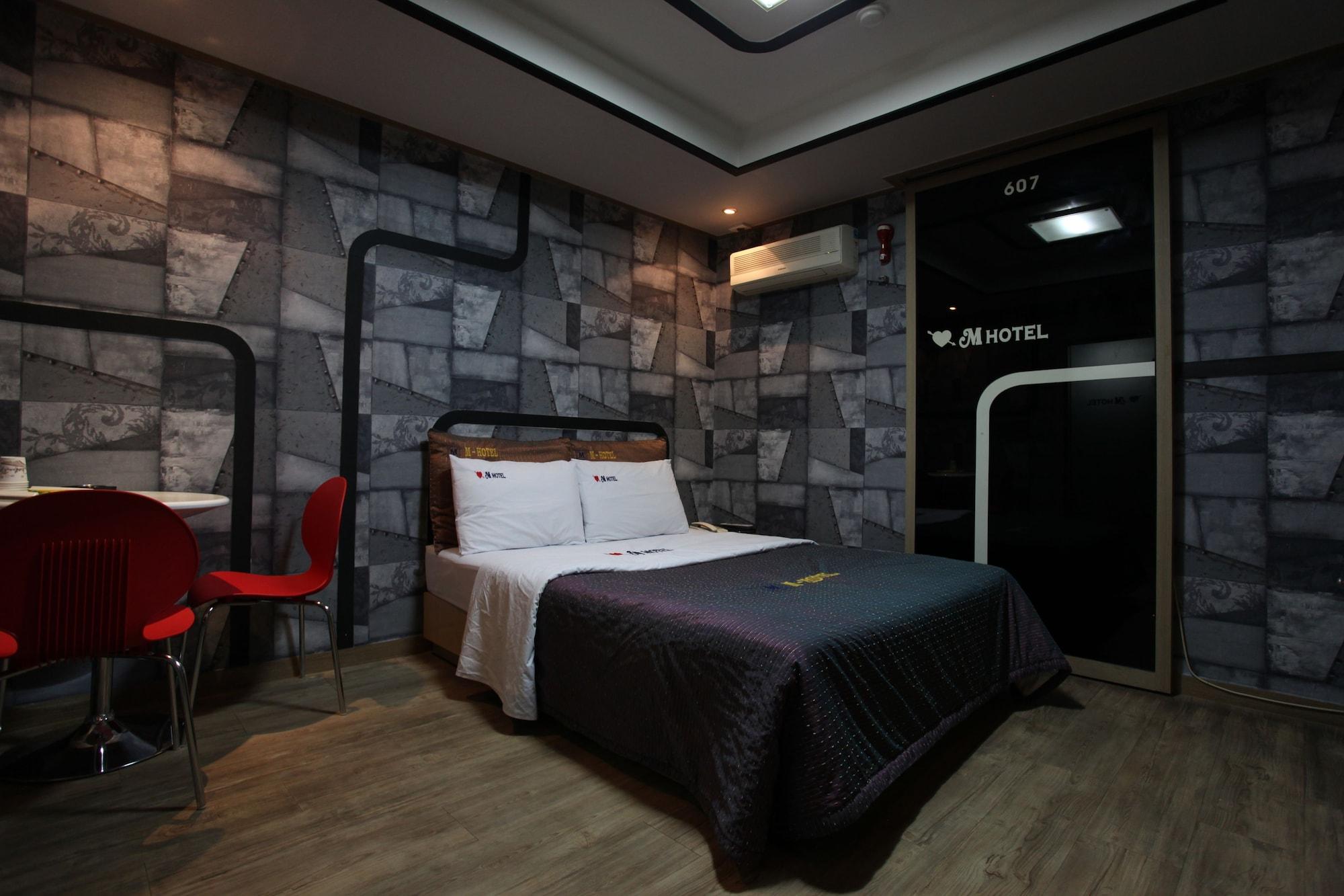 M Motel Songtan Pyeongtaek Bagian luar foto