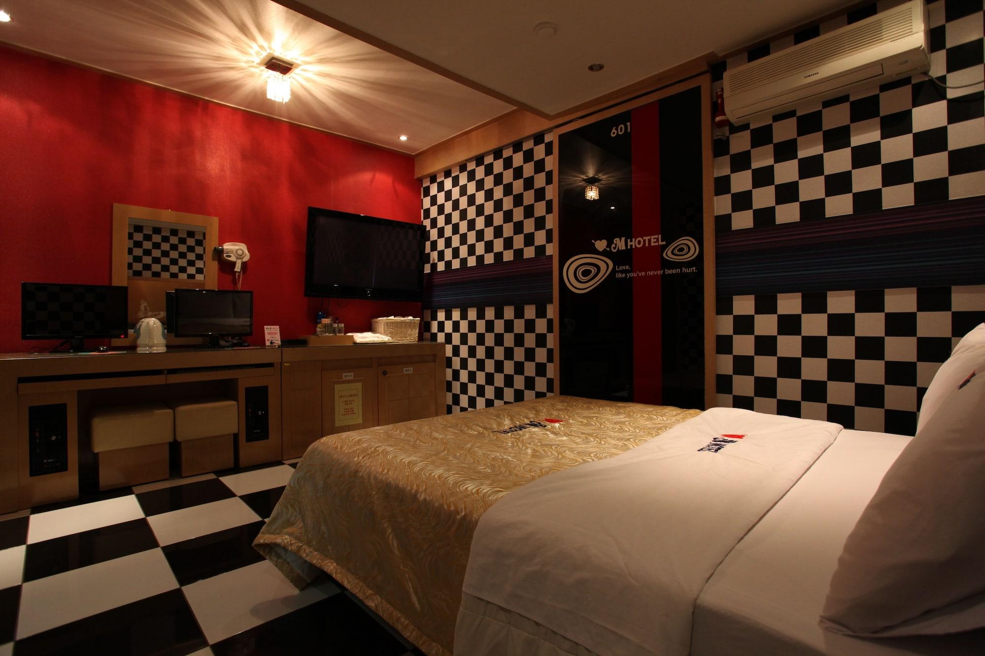 M Motel Songtan Pyeongtaek Bagian luar foto